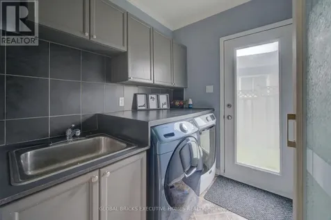 35 Attwood Drive Cambridge ON N1T 1L4