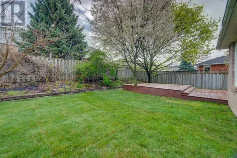 35 Attwood Drive Cambridge ON N1T 1L4