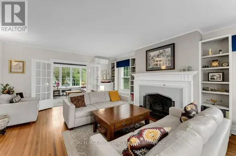163 Pine Street Gananoque ON K7G 1C6