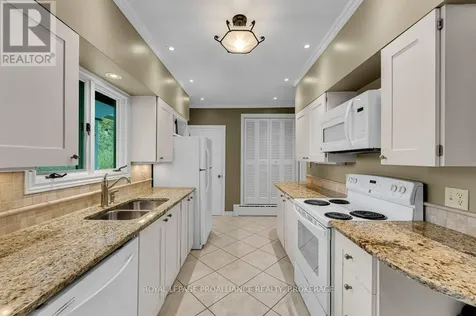 163 Pine Street Gananoque ON K7G 1C6