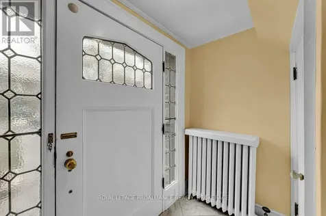163 Pine Street Gananoque ON K7G 1C6