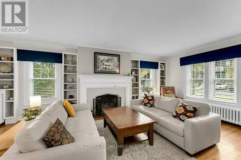 163 Pine Street Gananoque ON K7G 1C6