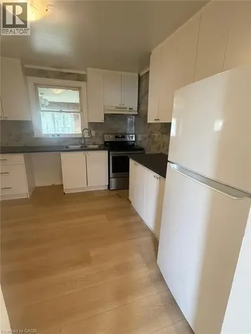 33 Stone Church Road West Hamilton ON L9B 1A1