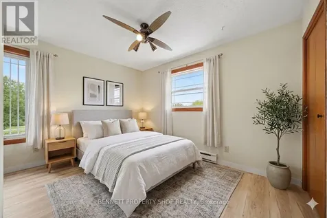 22 Poole Creek Crescent Ottawa ON K2S 1T6