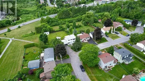 22 Poole Creek Crescent Ottawa ON K2S 1T6