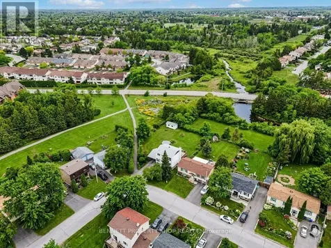 22 Poole Creek Crescent Ottawa ON K2S 1T6