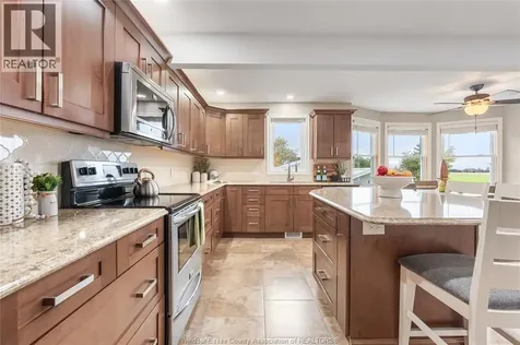 215 County Rd 34 West Cottam ON N8M 2X5