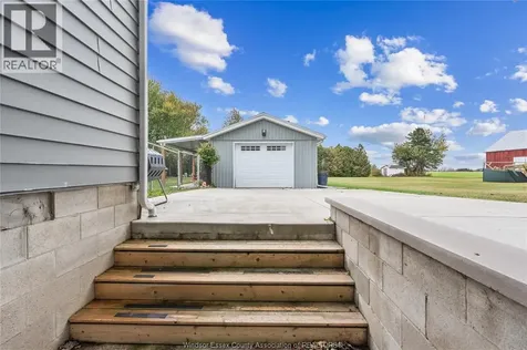 215 County Rd 34 West Cottam ON N8M 2X5