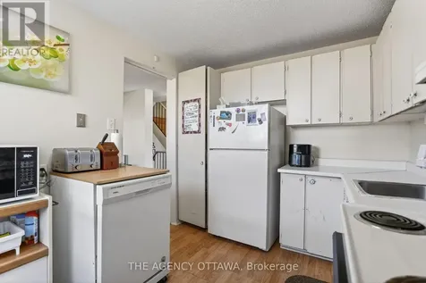 5 Vanessa Terrace Ottawa ON K2J 1Y4
