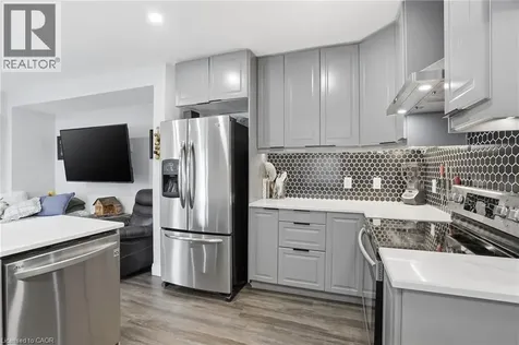4 Manning Street St. Catharines ON L2R 1H9
