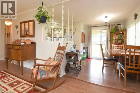 16 Mimosa Crescent Innisfil ON L9S 1R1
