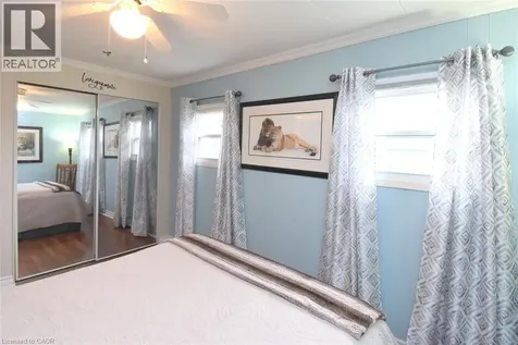 16 Mimosa Crescent Innisfil ON L9S 1R1