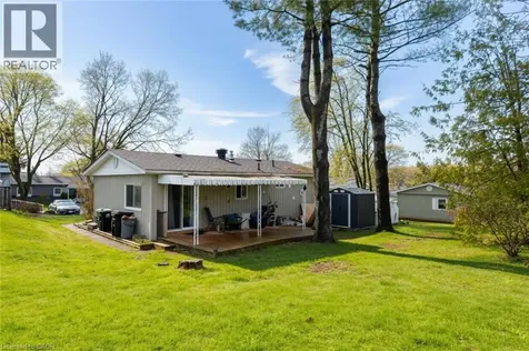 16 Mimosa Crescent Innisfil ON L9S 1R1
