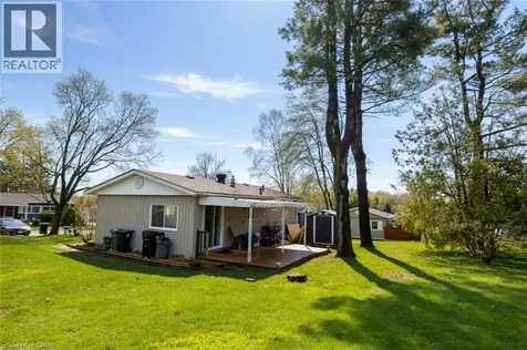 16 Mimosa Crescent Innisfil ON L9S 1R1