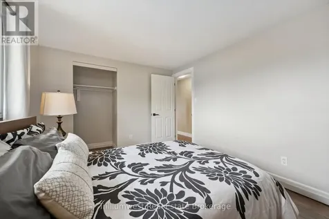 625 Pine Island Crescent Waterloo ON N2V 1T3
