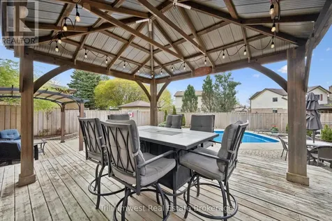 625 Pine Island Crescent Waterloo ON N2V 1T3