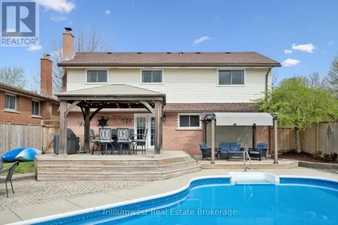 625 Pine Island Crescent Waterloo ON N2V 1T3