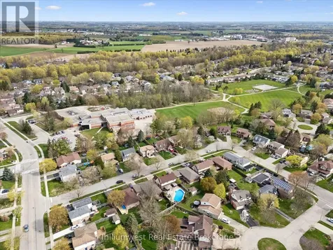 625 Pine Island Crescent Waterloo ON N2V 1T3