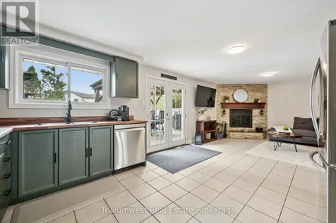 625 Pine Island Crescent Waterloo ON N2V 1T3