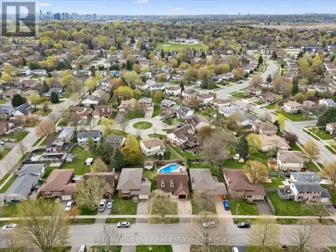 625 Pine Island Crescent Waterloo ON N2V 1T3