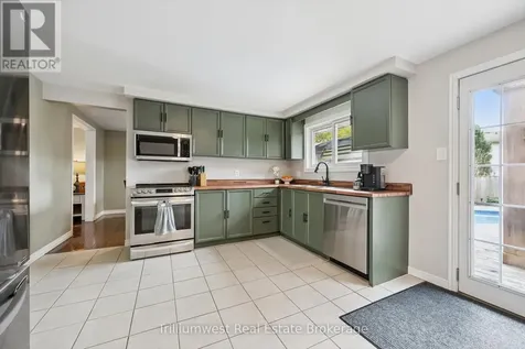 625 Pine Island Crescent Waterloo ON N2V 1T3
