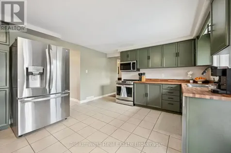 625 Pine Island Crescent Waterloo ON N2V 1T3