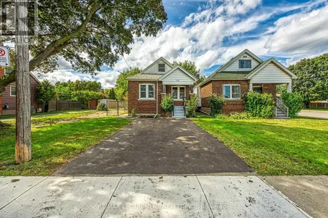 126 Auburn Avenue Hamilton (bartonville) ON L8K 3B2