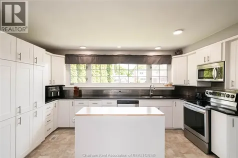 39 Chippewa Drive Chatham ON N7M 5S1