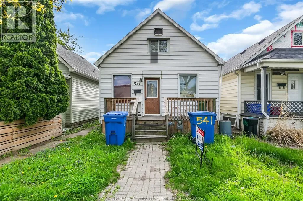 541 Bridge Avenue Windsor ON N9B 2M3