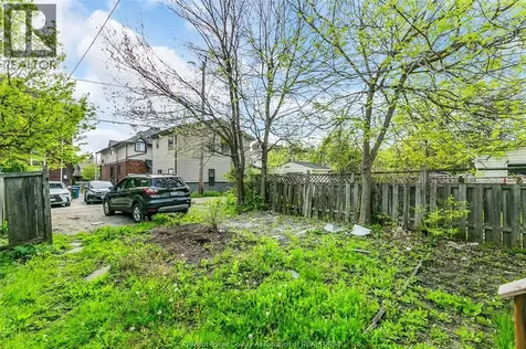 541 Bridge Avenue Windsor ON N9B 2M3