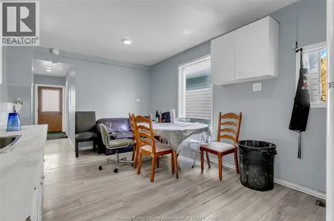 541 Bridge Avenue Windsor ON N9B 2M3