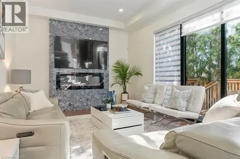1526 Bridge Road Oakville ON L6L 2E3