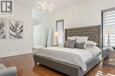 1526 Bridge Road Oakville ON L6L 2E3