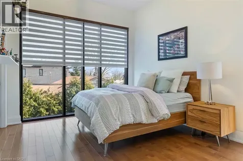 1526 Bridge Road Oakville ON L6L 2E3