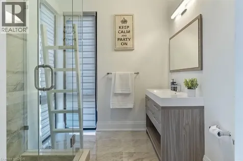 1526 Bridge Road Oakville ON L6L 2E3