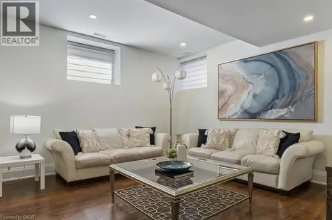1526 Bridge Road Oakville ON L6L 2E3