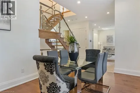 1526 Bridge Road Oakville ON L6L 2E3