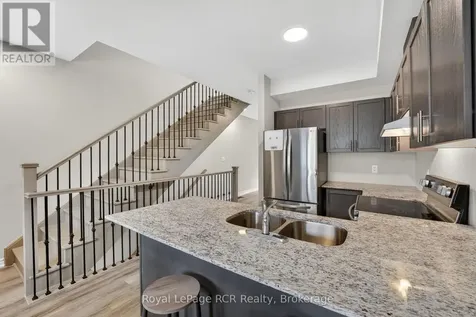 45 Winters Crescent Collingwood ON L9Y 5T1