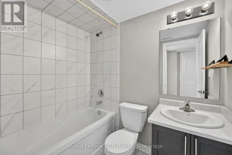 45 Winters Crescent Collingwood ON L9Y 5T1