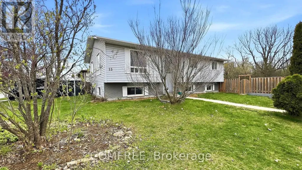 13 Pearl Street Smiths Falls ON K7A 5G2