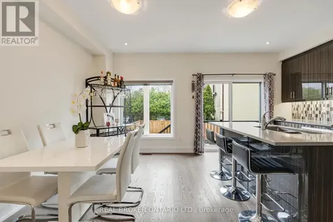 7 Kenneth Wood Crescent Toronto (newtonbrook East) ON M2N 0K3