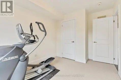 7 Kenneth Wood Crescent Toronto (newtonbrook East) ON M2N 0K3