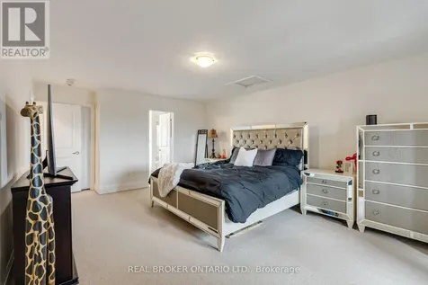 7 Kenneth Wood Crescent Toronto (newtonbrook East) ON M2N 0K3