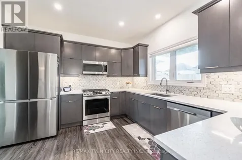 136 Village Road Wellesley ON N0B 2T0