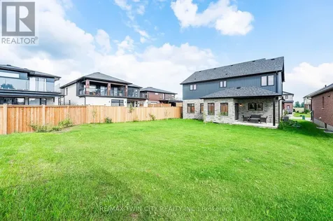 136 Village Road Wellesley ON N0B 2T0