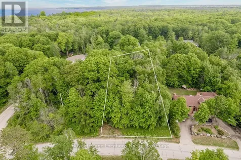 16 Sunward Drive Wasaga Beach ON L9Z 1B3
