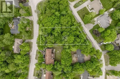 16 Sunward Drive Wasaga Beach ON L9Z 1B3