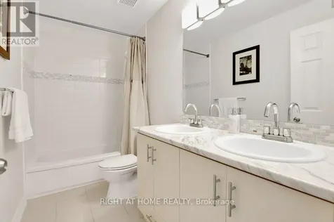 33 Spur Avenue Ottawa ON K2M 2R9