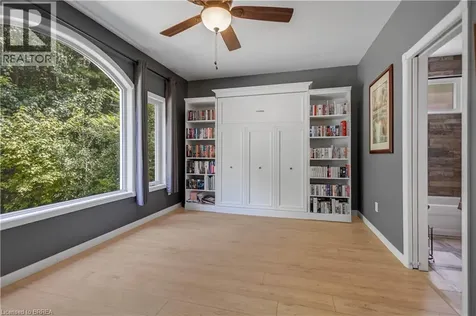 156 St Johns Road West Simcoe ON N3Y 4K5