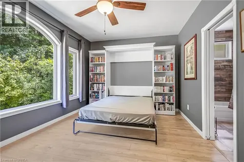 156 St Johns Road West Simcoe ON N3Y 4K5